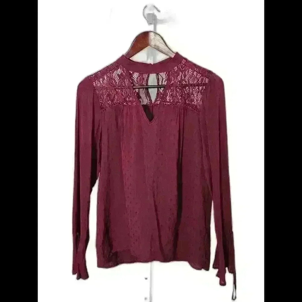 Chic Women's Burgundy Long Sleeve Top with Lace Detail